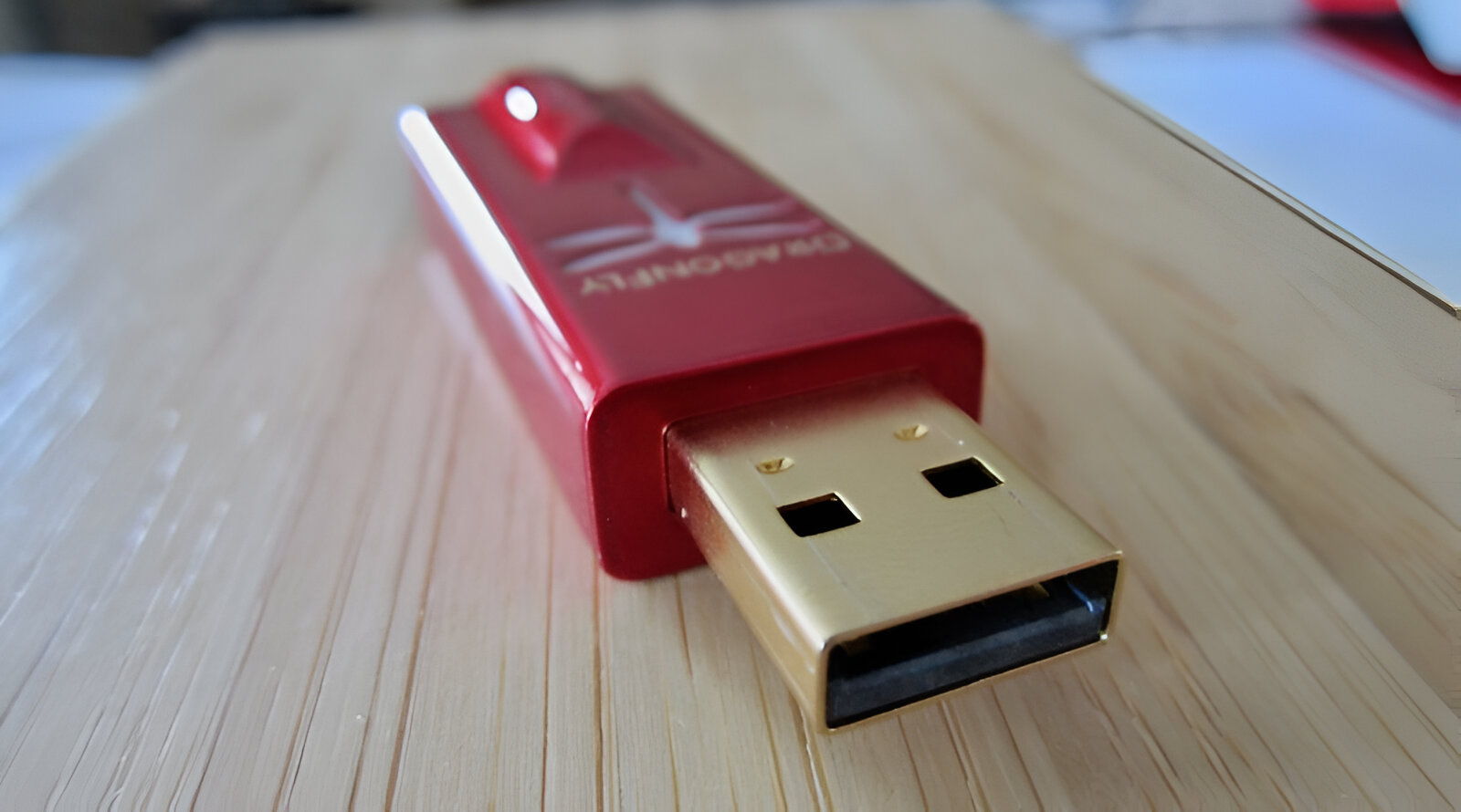 FOUND IN THE WAREHOUSE: AudioQuest Dragonfly Red Produc... 8