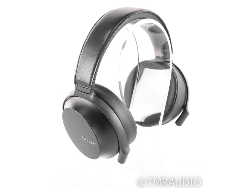 Sony MDR-Z7M2 Closed Back Headphones; MDRZ7M2 (39963)
