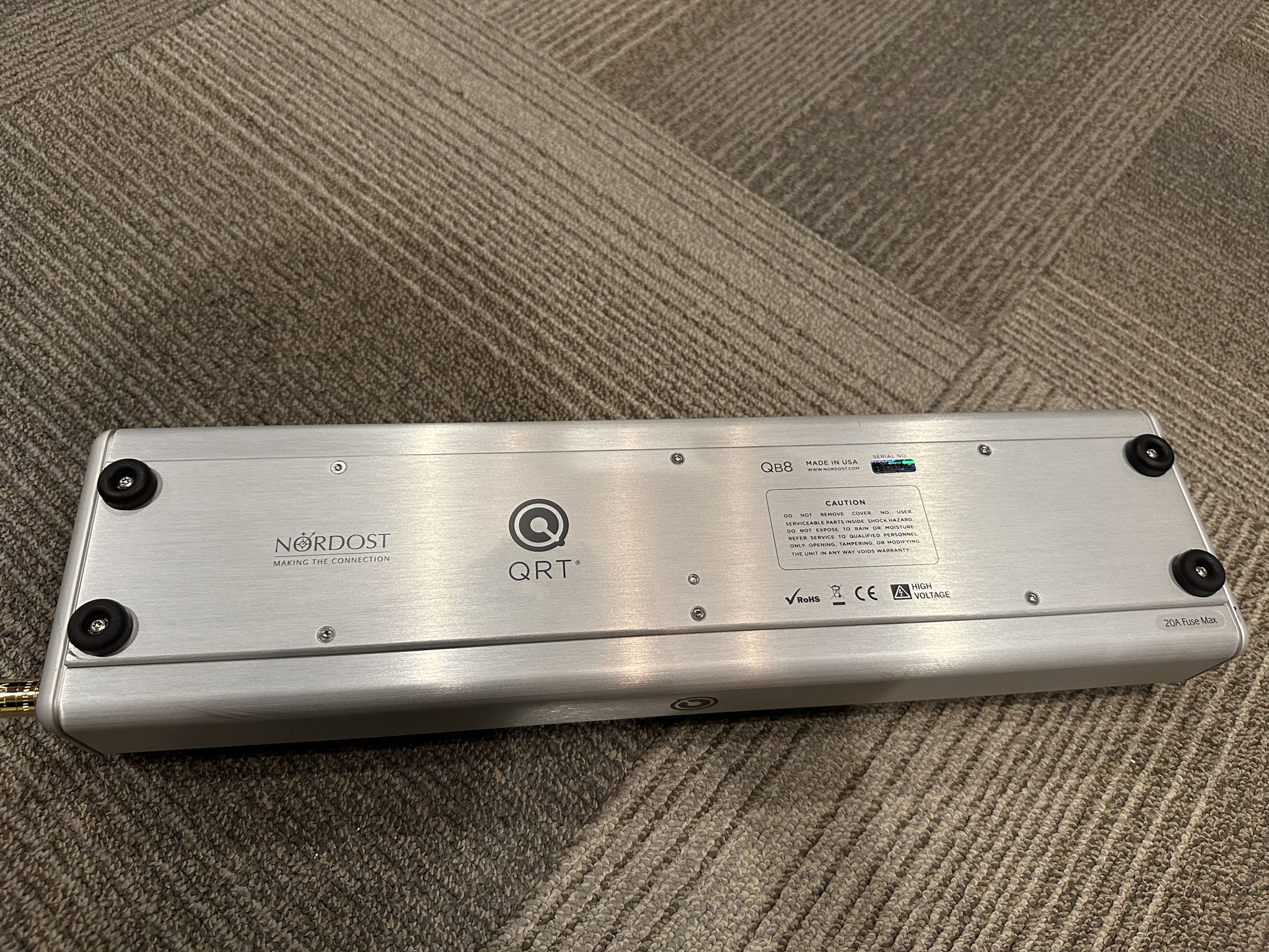 Nordost QBASE QB8 Power Distribution Unit (USA Model, 20A) 5