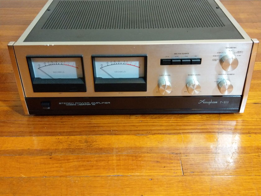 Accuphase P-300 Stereo Power Amplifier with Meters