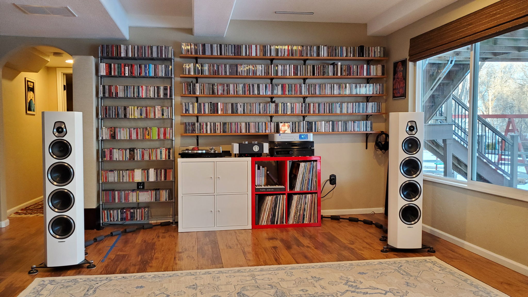 Room with Sonus Faber - No Grills 