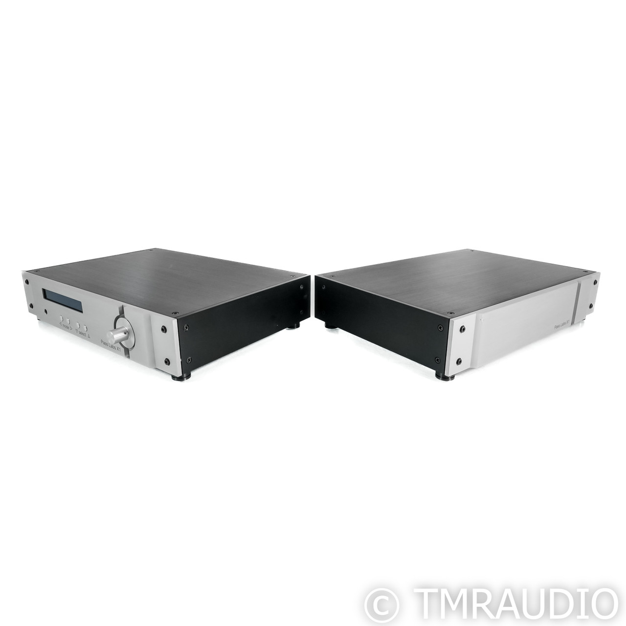 Pass Labs X1 Stereo Preamplifier (1/2) (65609) 3