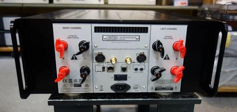 Mark Levinson No. 534 Dual-Monaural Power Amplifier 6