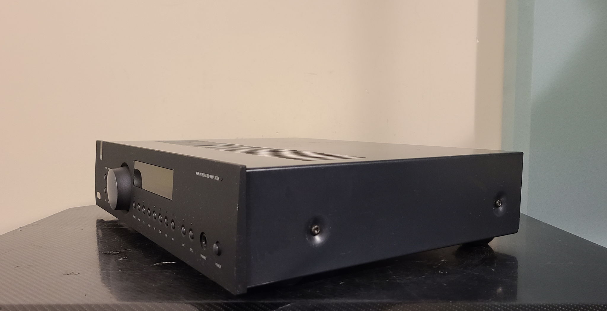 Arcam FMJ A38 Integrated Amplifier. 2