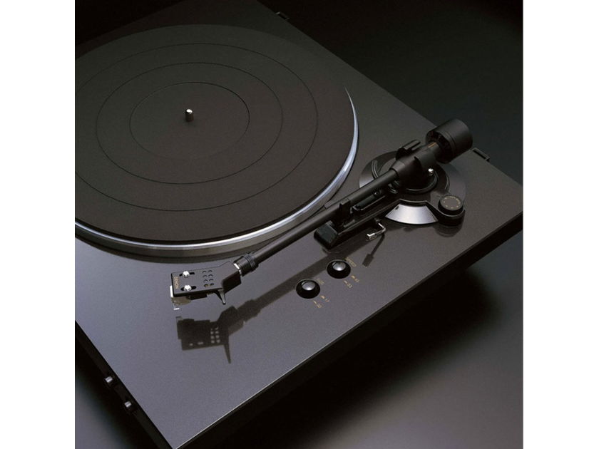 Denon DP-300F - Fully Automatic Turntable w/ Sumiko PEARL Cart. and Accys