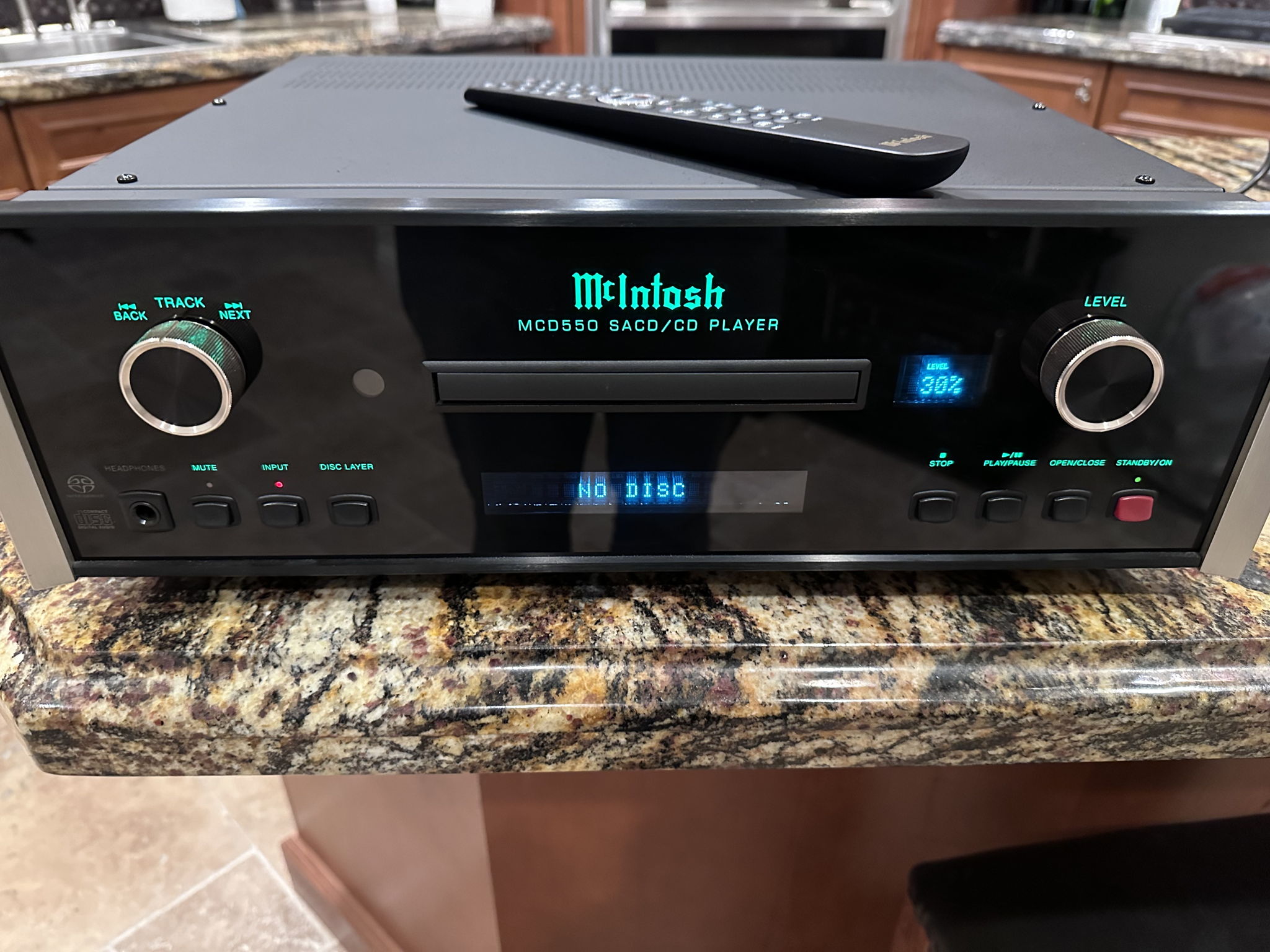 McIntosh MCD-550