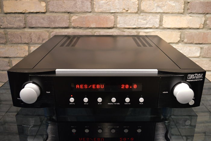 Mark Levinson No. 526 Reference Preamplifier / DAC/ Pho...