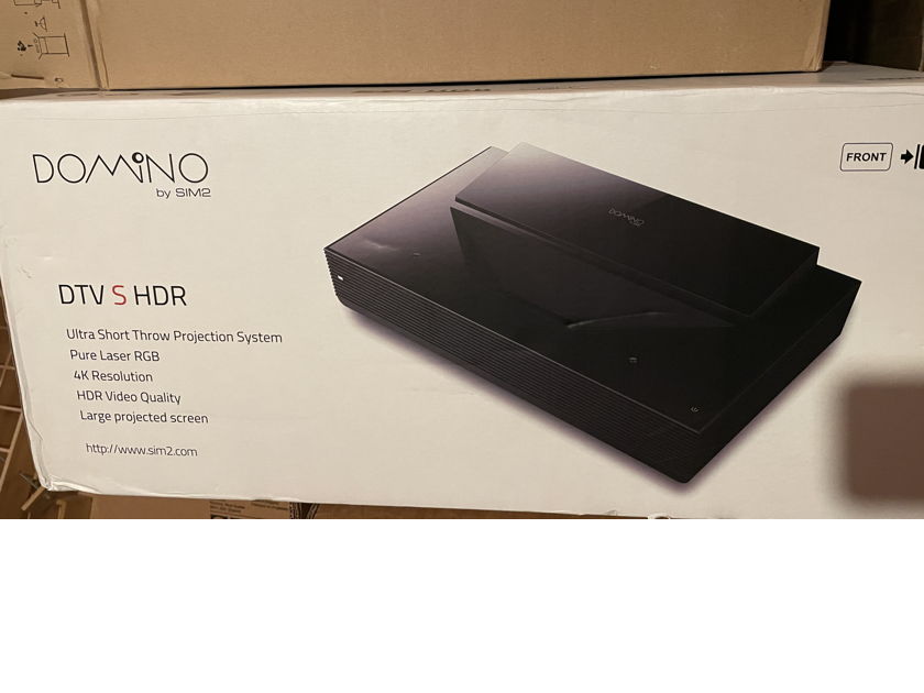 SIM2 DTV S HDR, Ultra Short Throw Projector