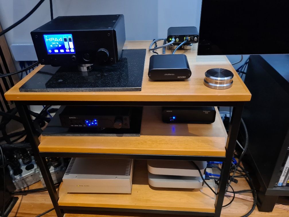 Streaming setup with 2nd M1 Mini, EtherRegen and ultraRendu added.