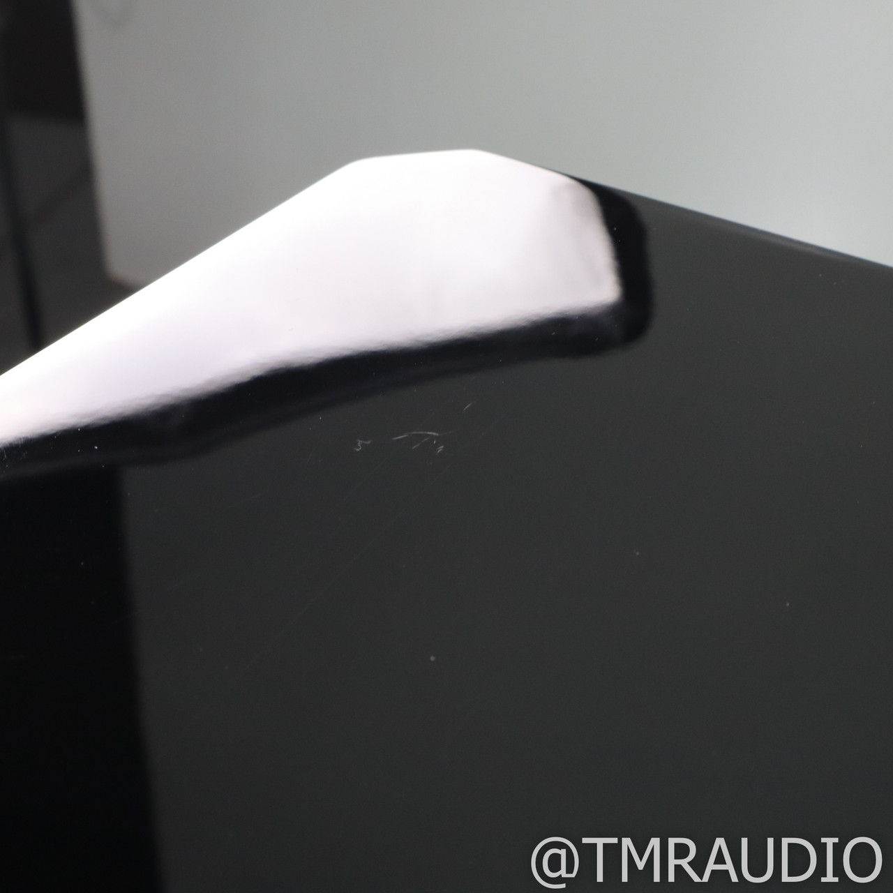 Dynaudio Focus 20 XD Active Bookshelf Speakers; Black P... 8