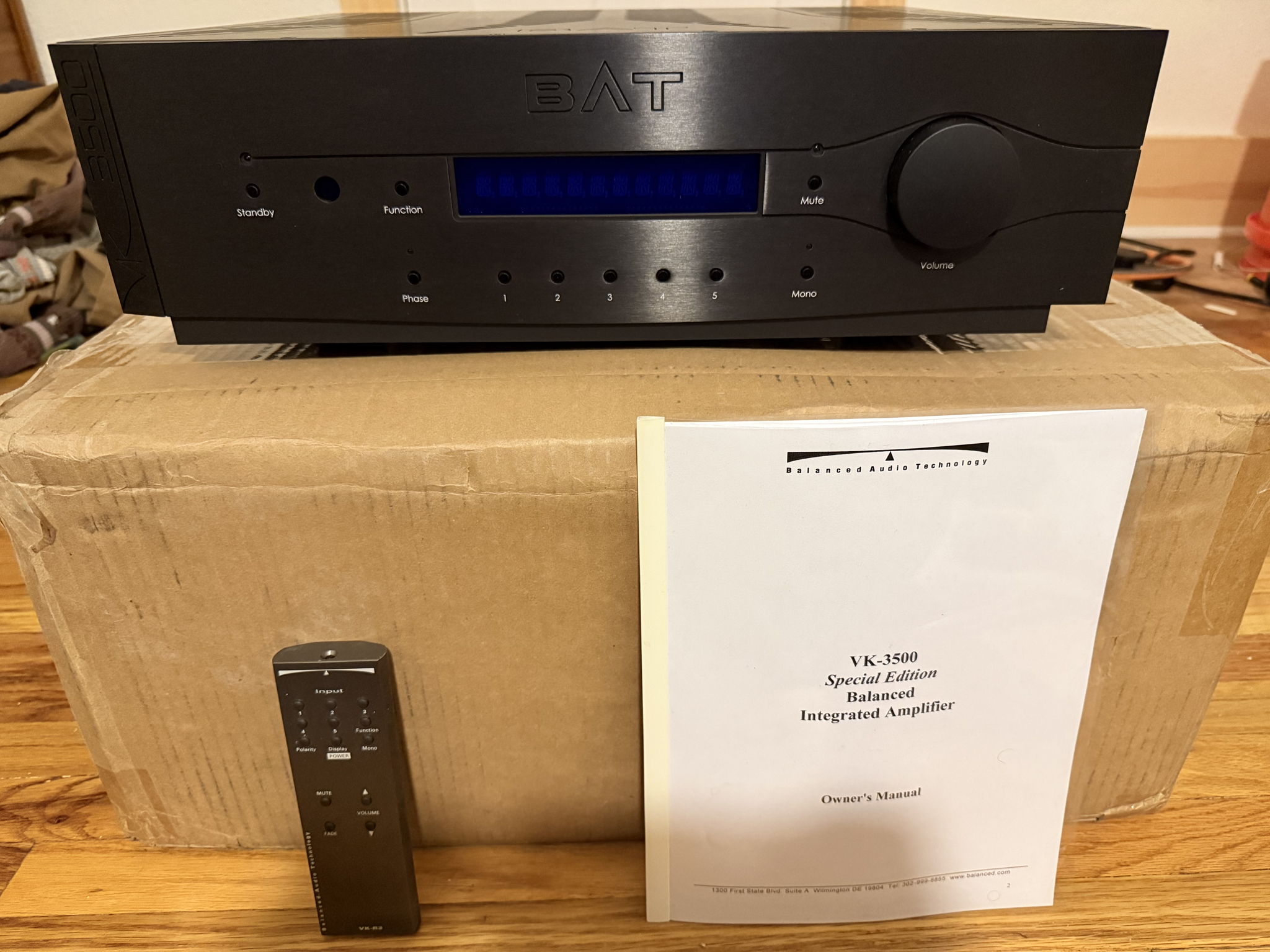 BAT VK-3500 Tube Hybrid Integrated Amp...New EH Gold Pi... 9