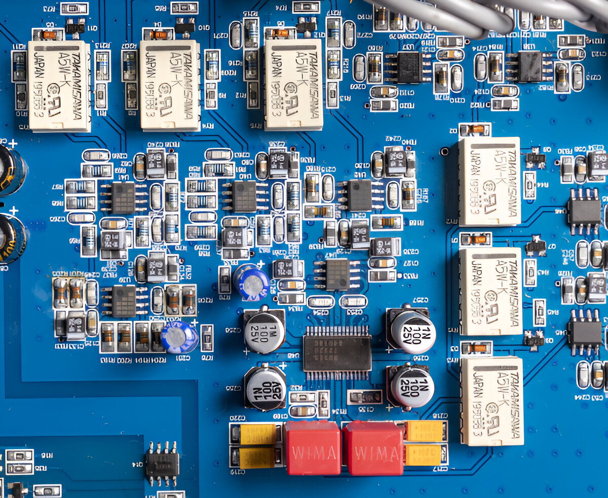 NuPrime Evolution DAC-2 Digital-to-Analog Converter wit... 8