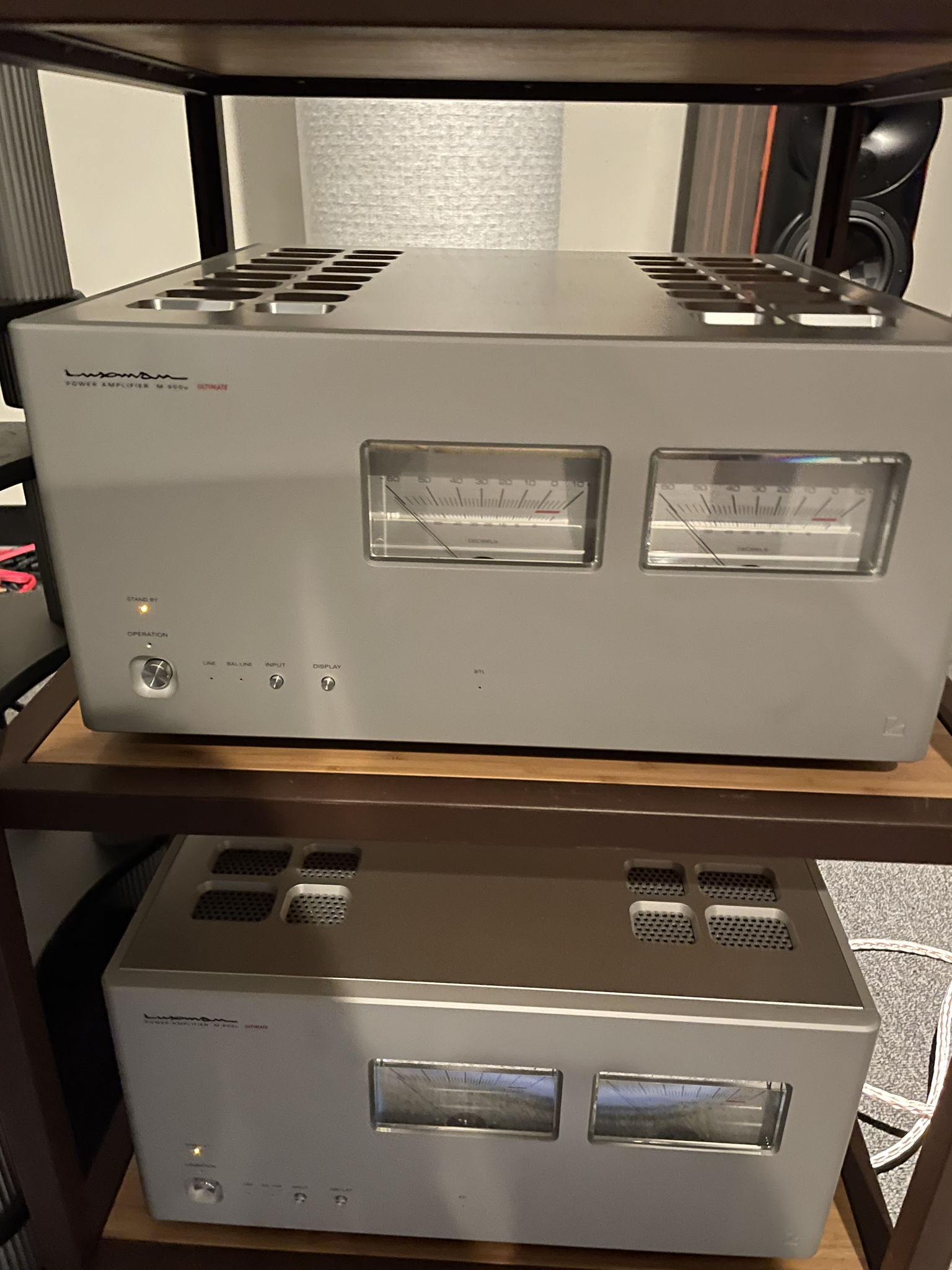 Luxman M900U