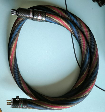 Stealth Audio Cables  Dream V.18 UNI 2m power cord 15A ...