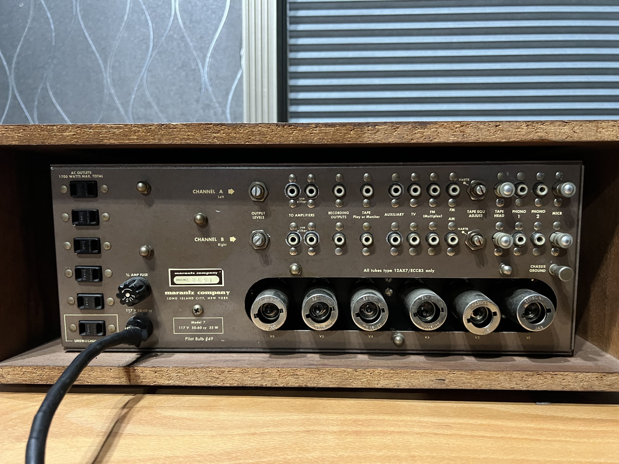 Marantz 7C preamp and Marantz 9 mono blocks 8