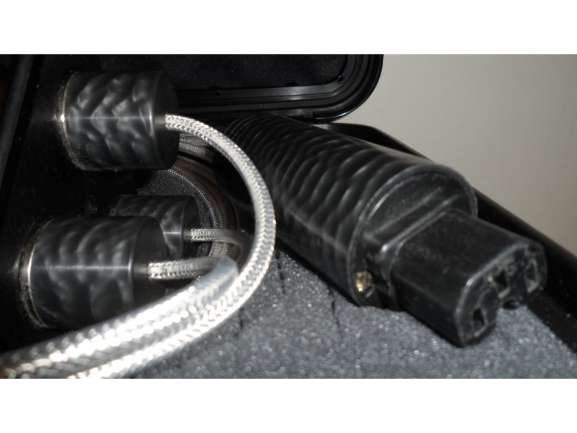 High Fidelity Cables Ultimate Reference Helix Power Cable 1.2M