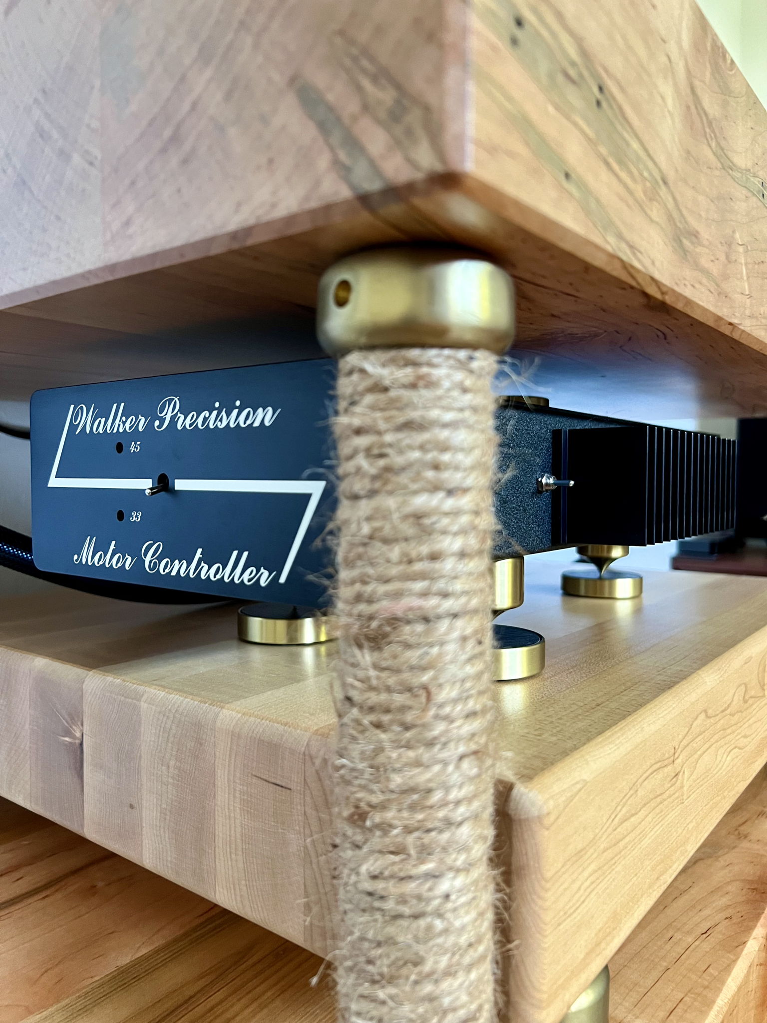 Pristine, Flawless Walker Audio Precision Isolated Powe... 5