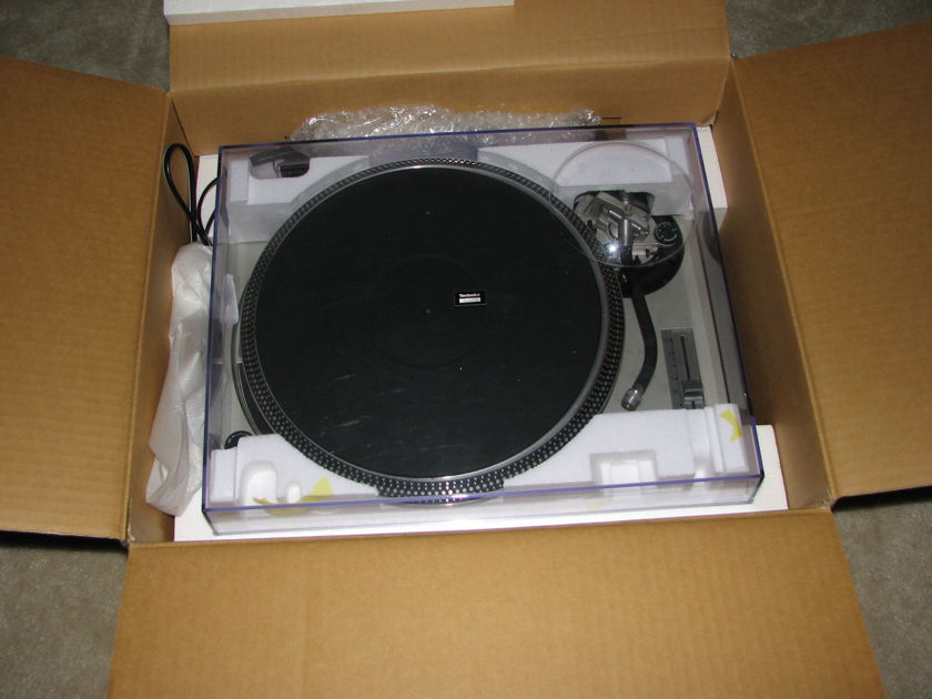 Technics SL-1200mkII turntable with KAB upgrades and Denon cartridge