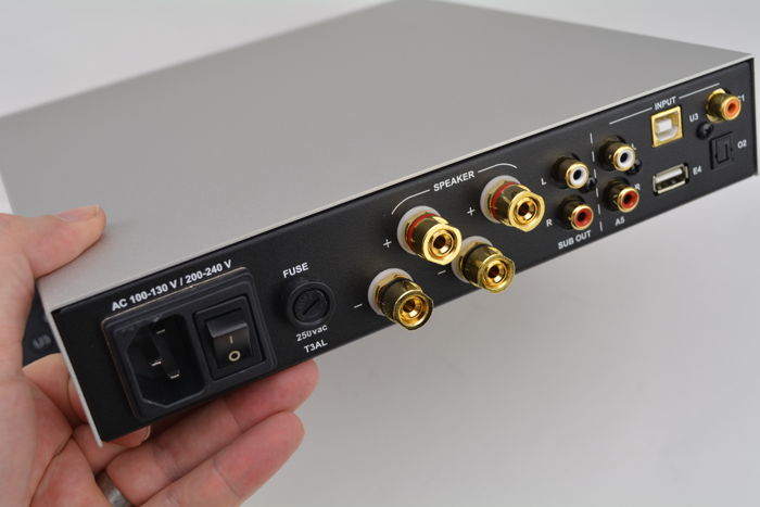 NuPrime IDA-8 Integrated Digital Amp DAC