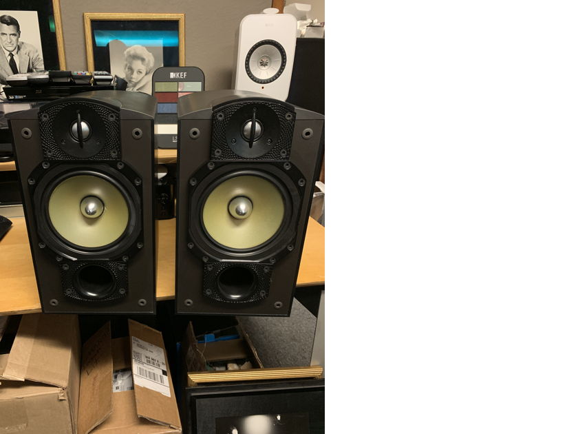 Paradigm studio shop 20 v3