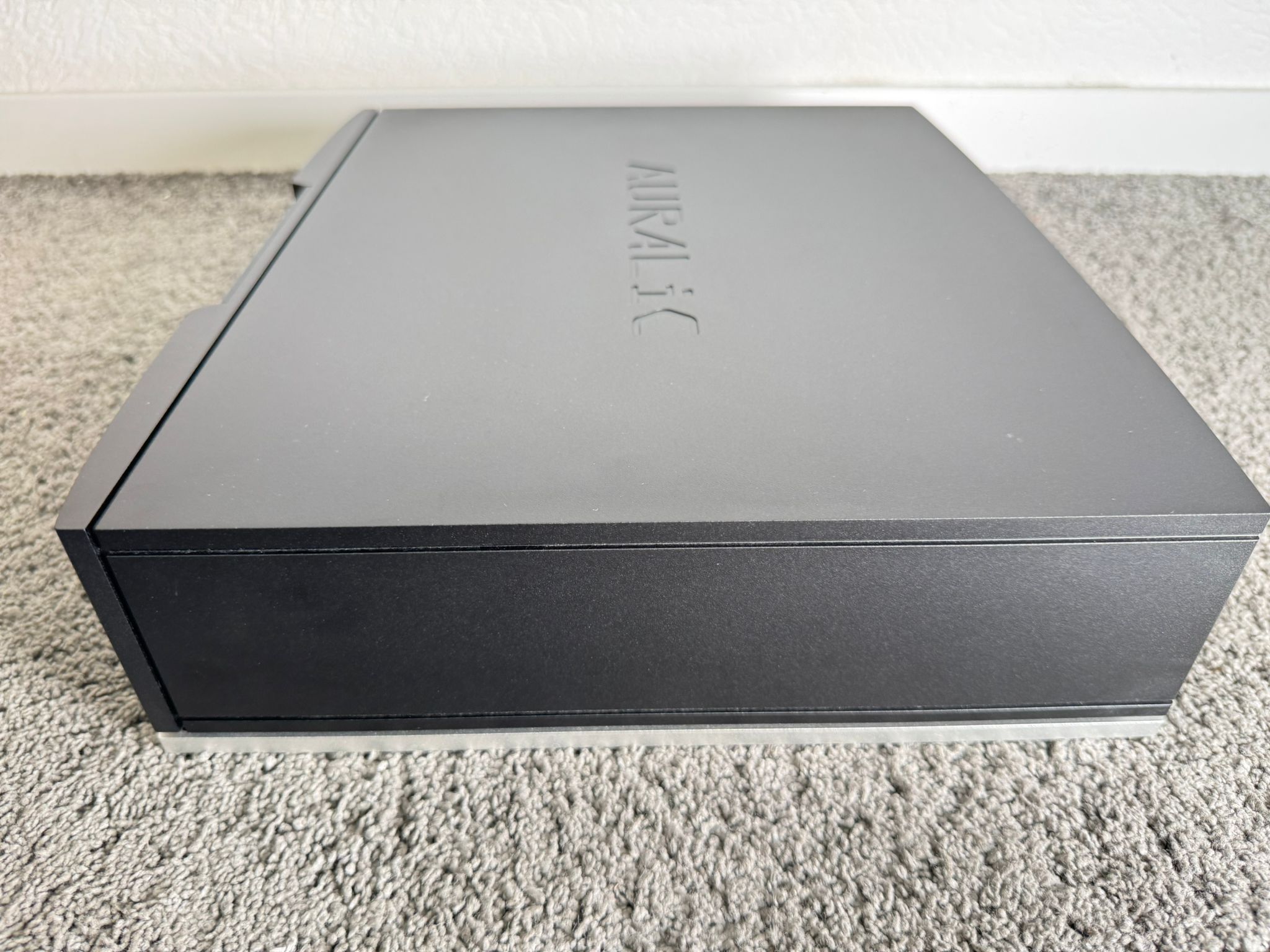 Auralic Aries G1.1 streaming bridge transport 3