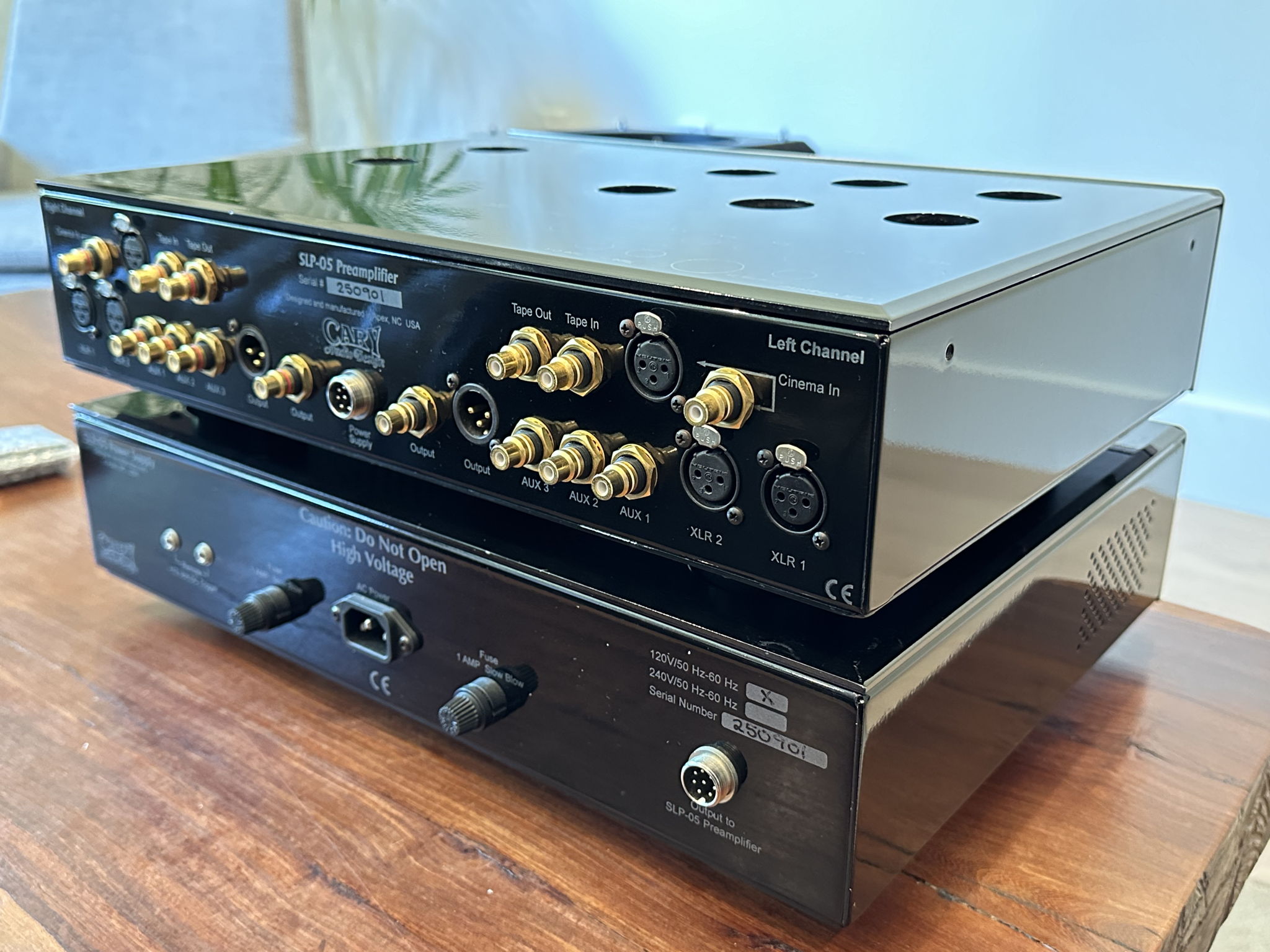 Cary Audio SLP-05 Vacuum Tube Preamplifier with New Mat... 13