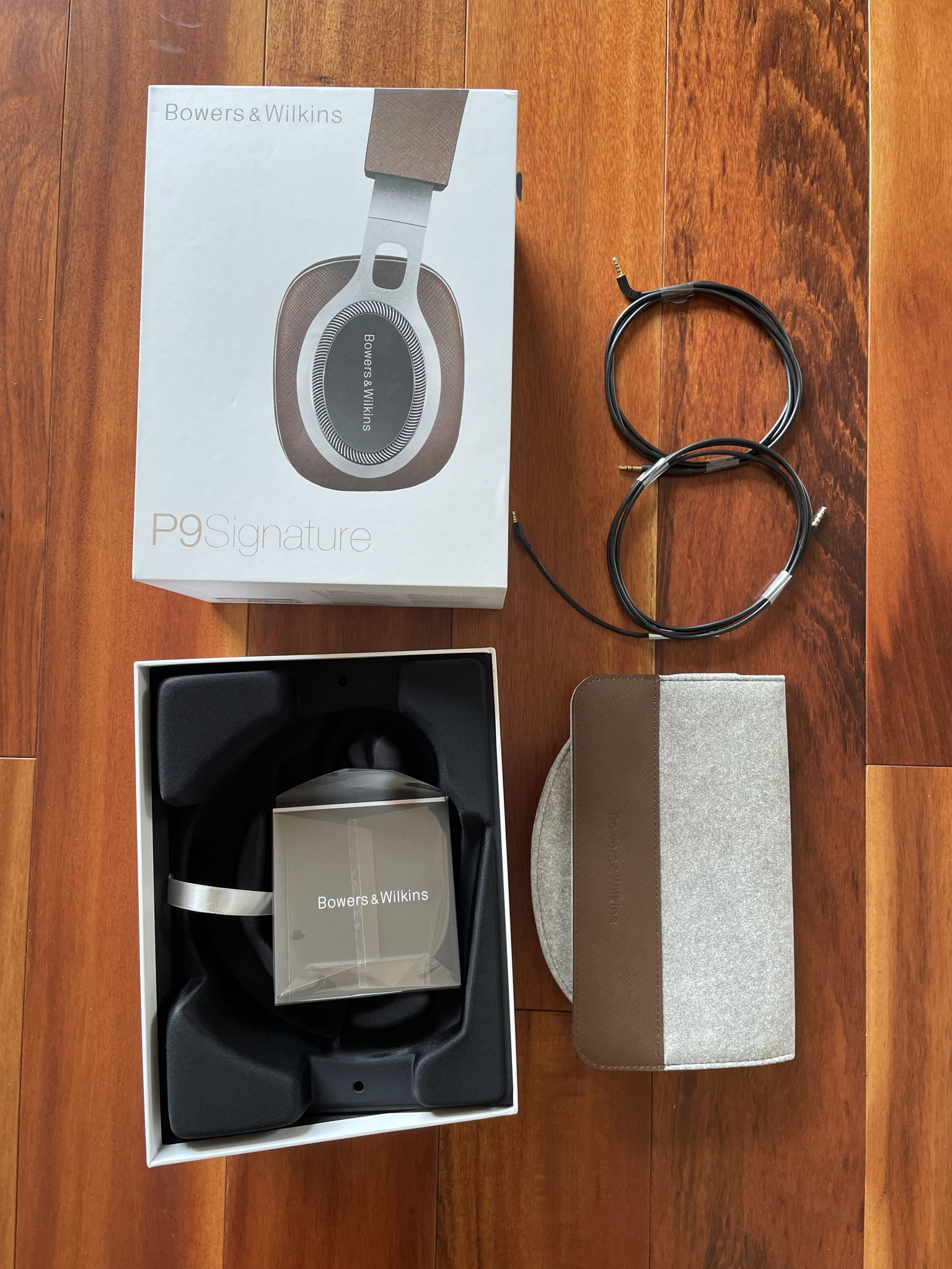 B&W (Bowers & Wilkins) P9 Signature Reference Headphones 2