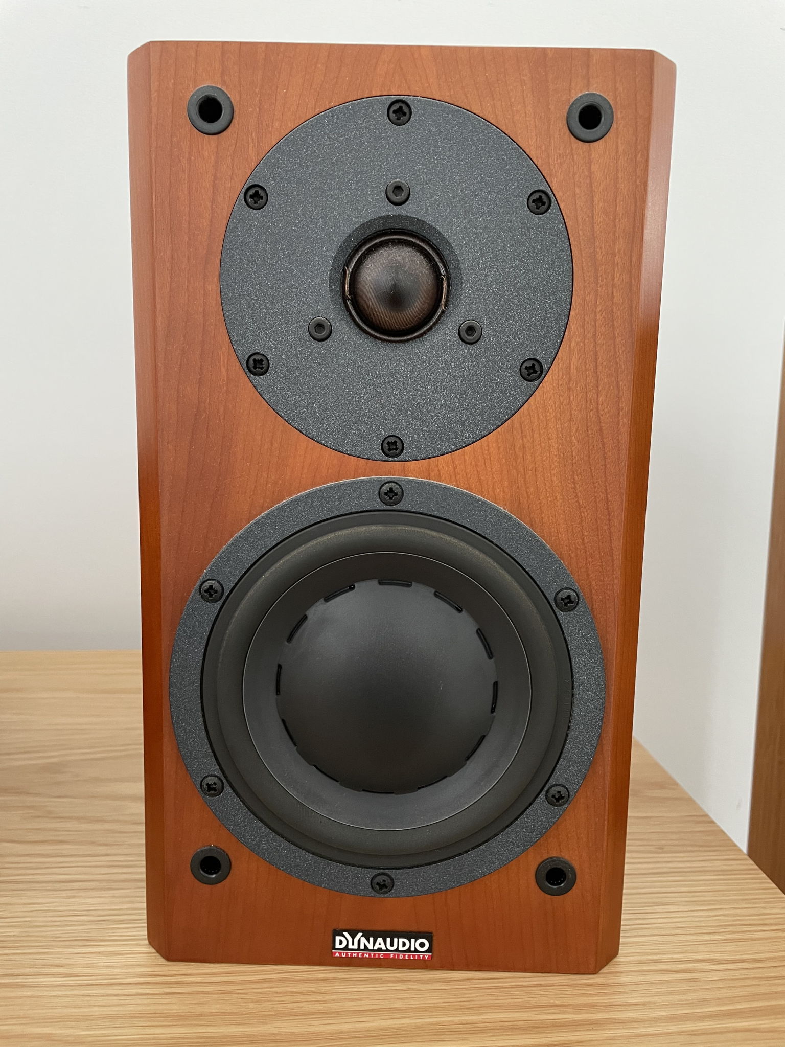 名機Dynaudio focus140 2ウェイスピーカー フォーカス140 名機Dynaudio focus140 2ウェイスピーカー フォーカス140 Focus 140