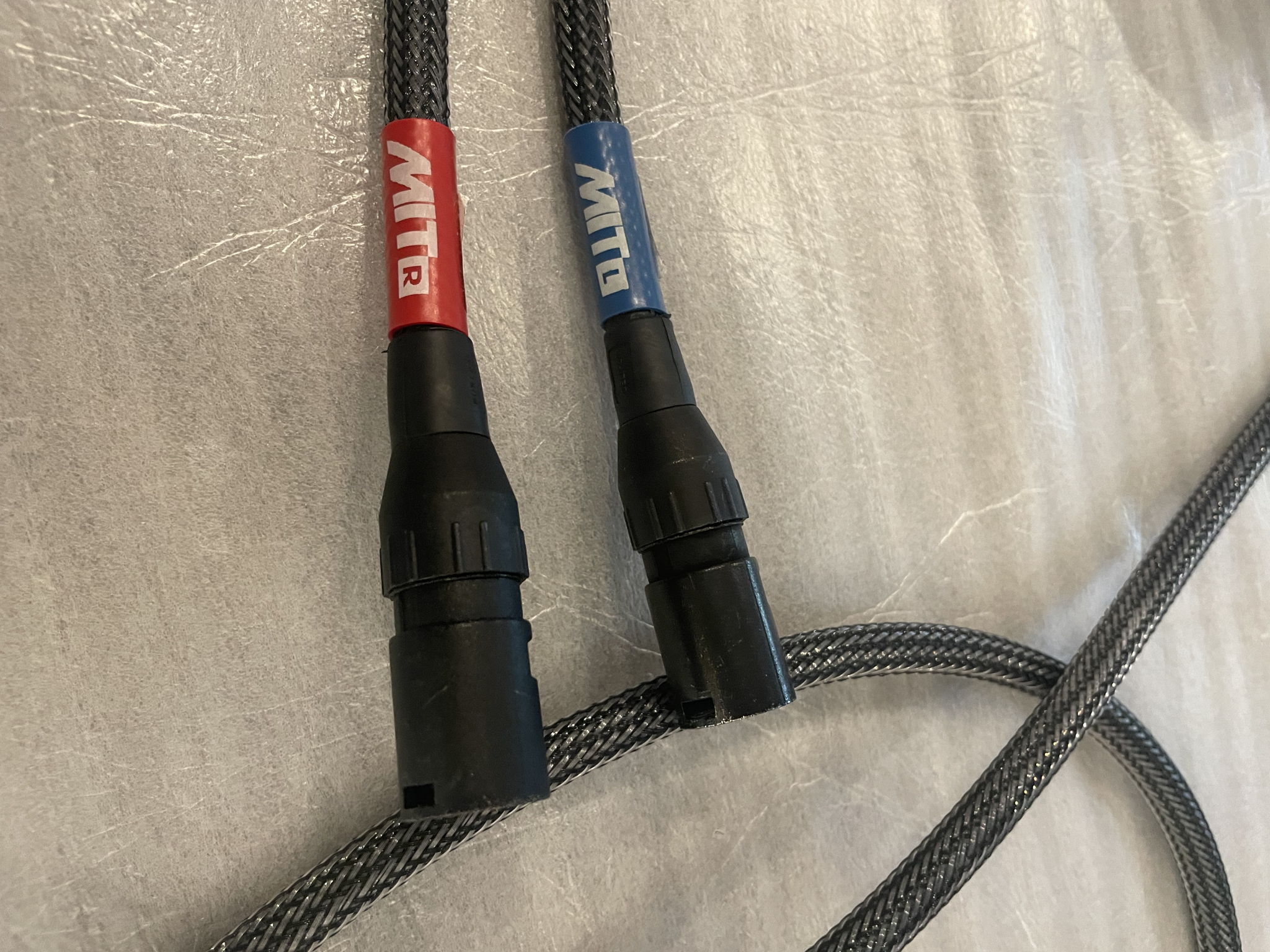 MIT Oracle MA XLR Interconnects (Pair) 5