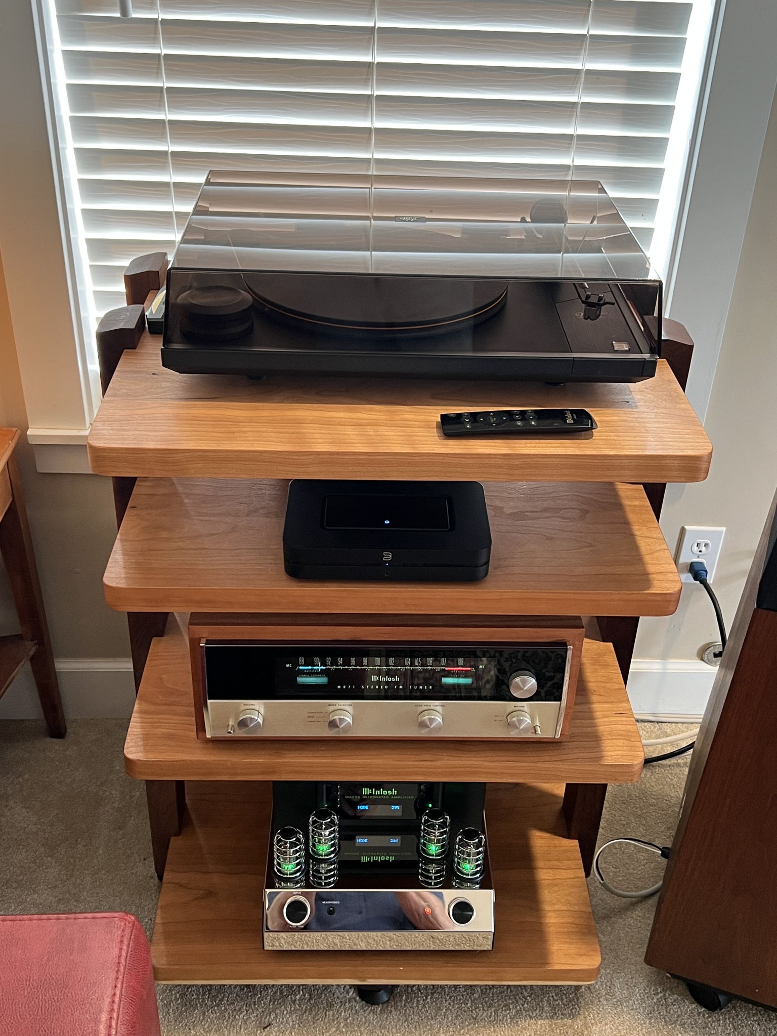 Custom built stand by Deep Lake Audio