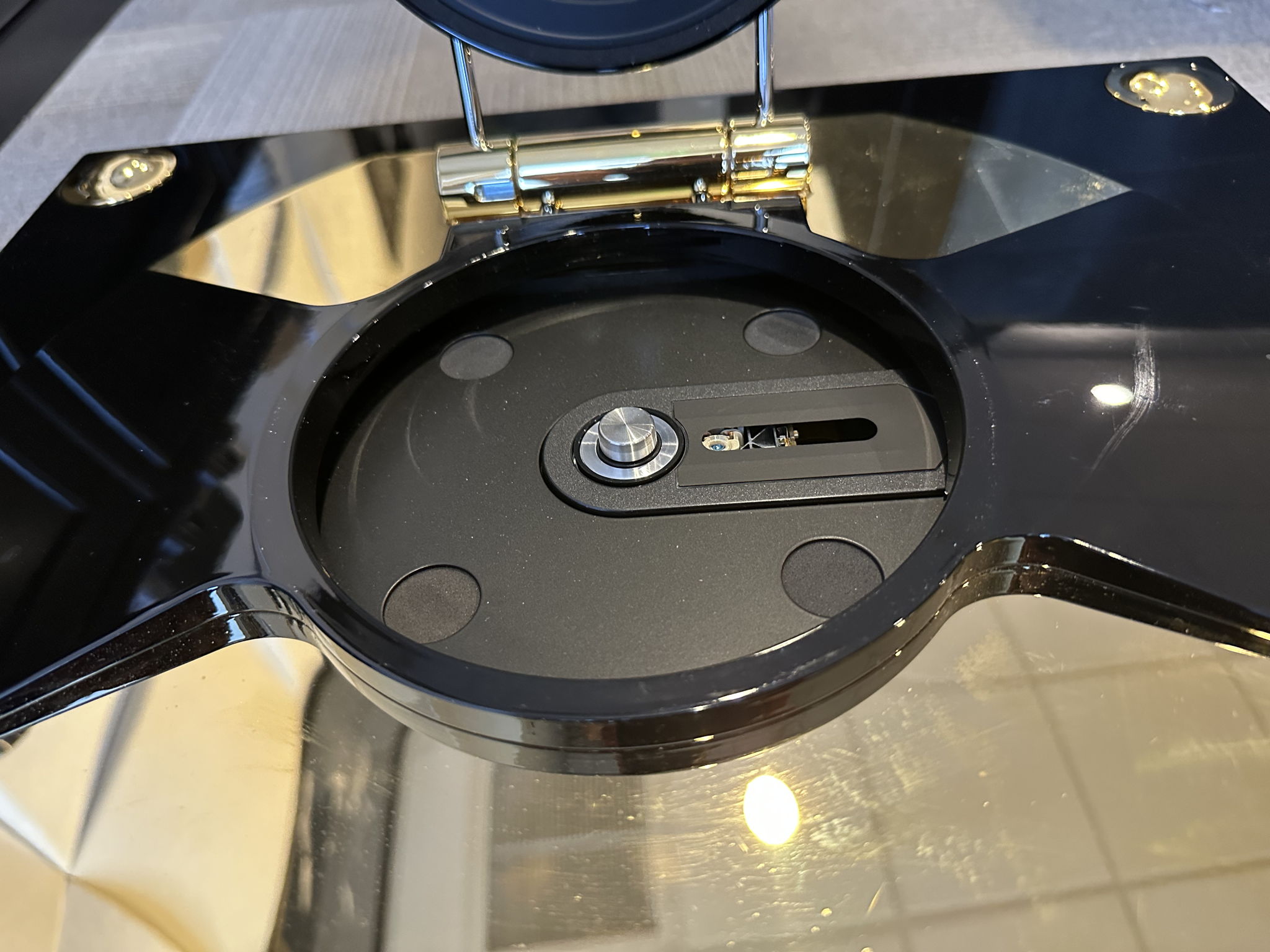 MBL 1621 A CD Transport (Black/Gold) 5