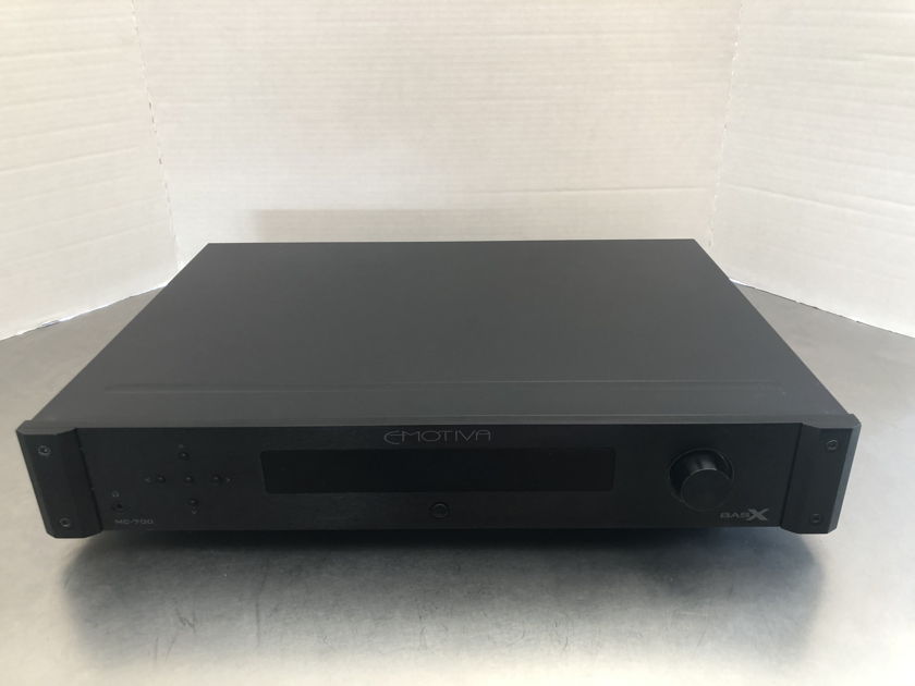 Emotiva MC700 Preamplifier For Sale Audiogon