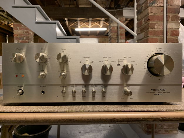 Onkyo A-10 Vintage Amplifier