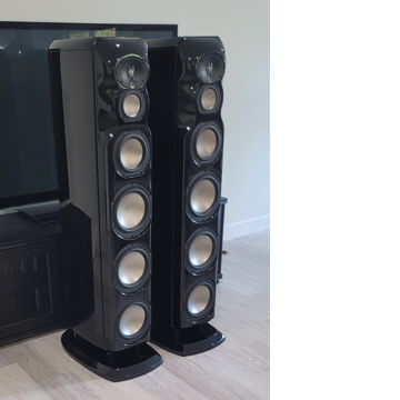Revel studio top 2 for sale
