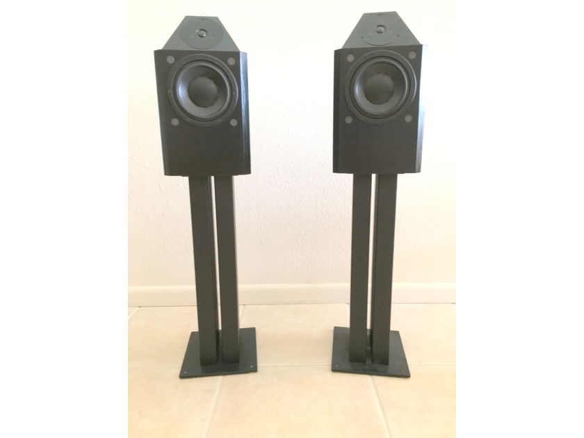 REDUCED!! Paragon Acoustics Jubilee Monitor Loudspeakers $499 Or Best Offer!
