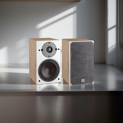 DALI Oberon 1 Compact Monitor Speakers in  For Sale | Audiogon