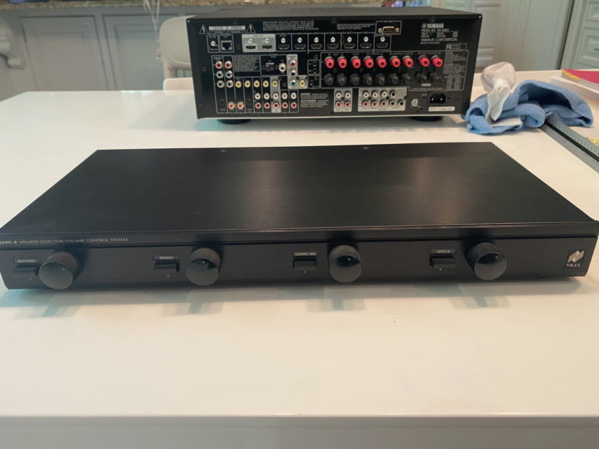 Niles SSVC-4 Speaker Selector/volume Control System