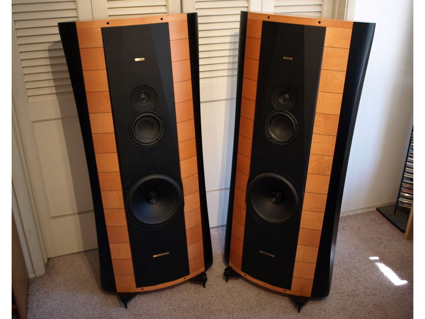 Sonus Faber Cremona Elipsa IN MINT CONDITION WITH FACTORY WARRANTY