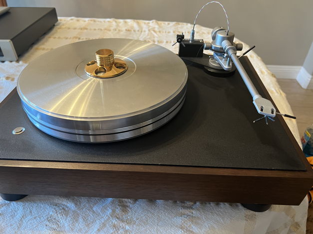 VPI Industries Classic 1 turntable
