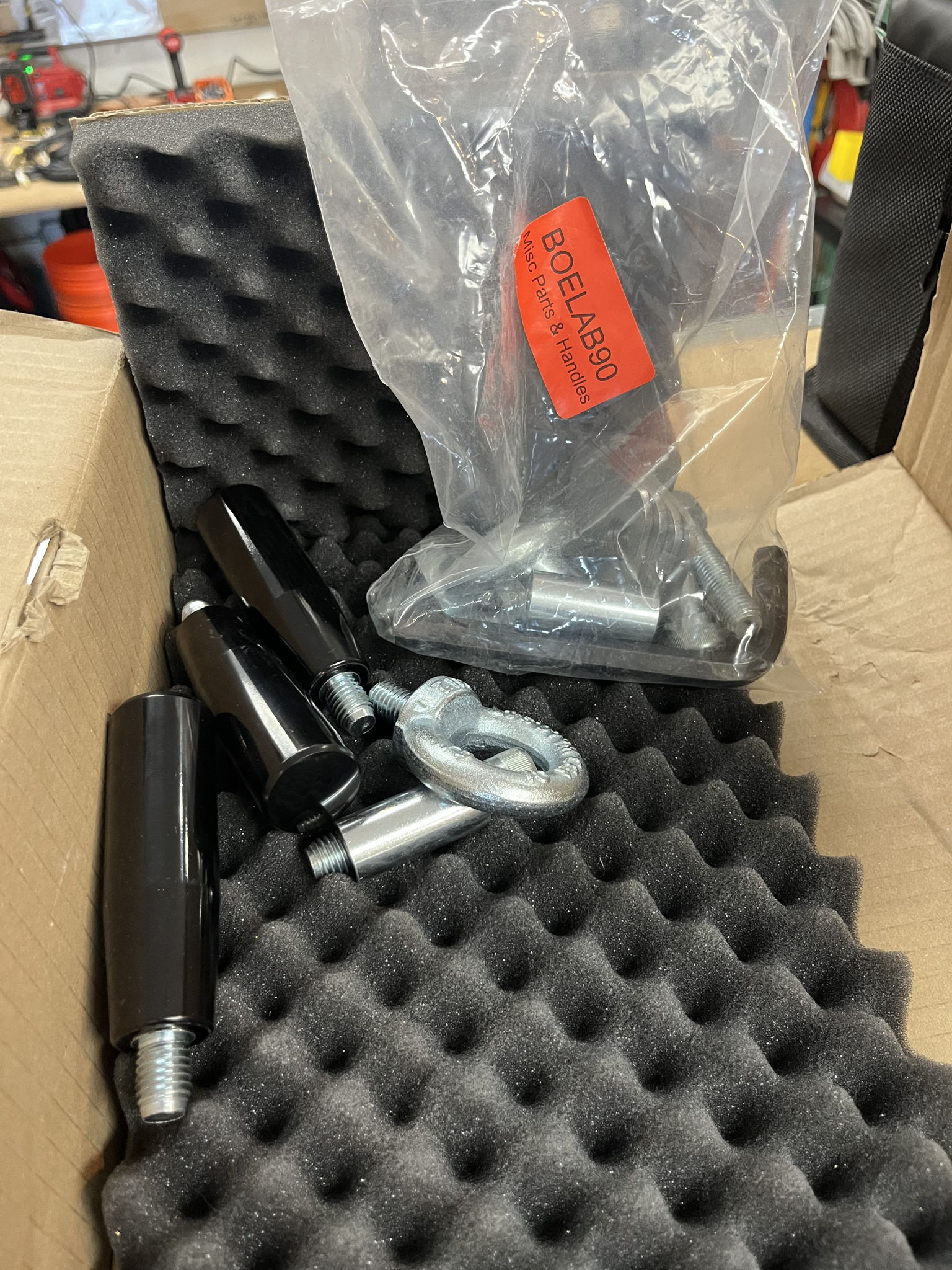 Bang & Olufsen Beolab 90 - Black/Silver - Oak Covers 3