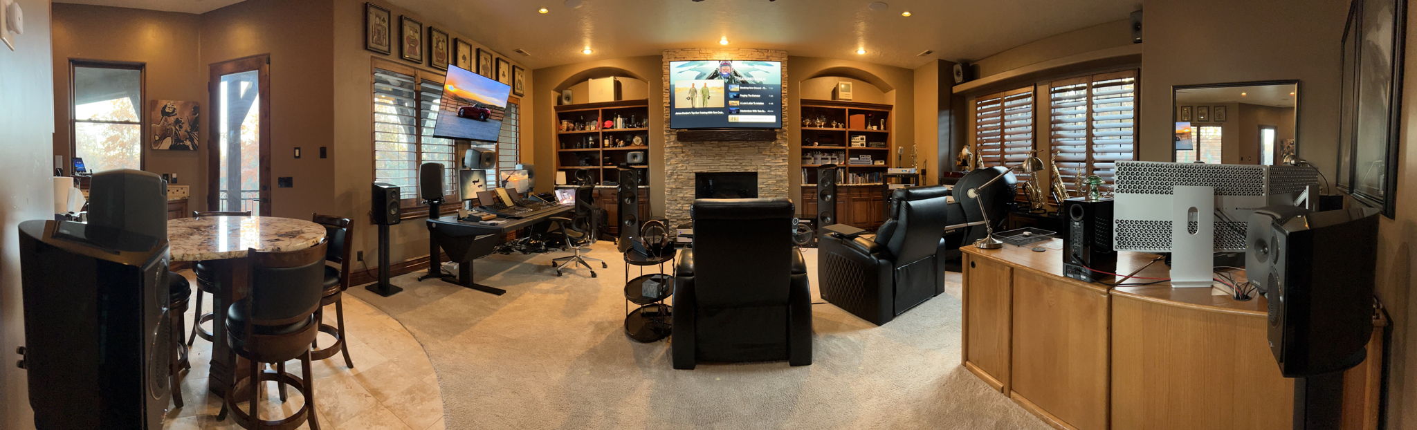Pano of the Room except the kitchen in the back right