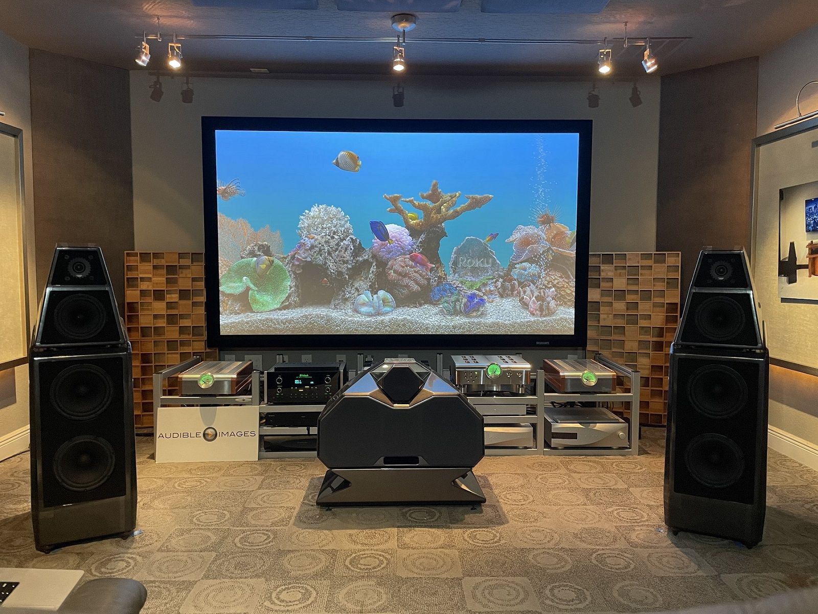 Wilson Audio Mezzo CS Center w Hourglass Stand