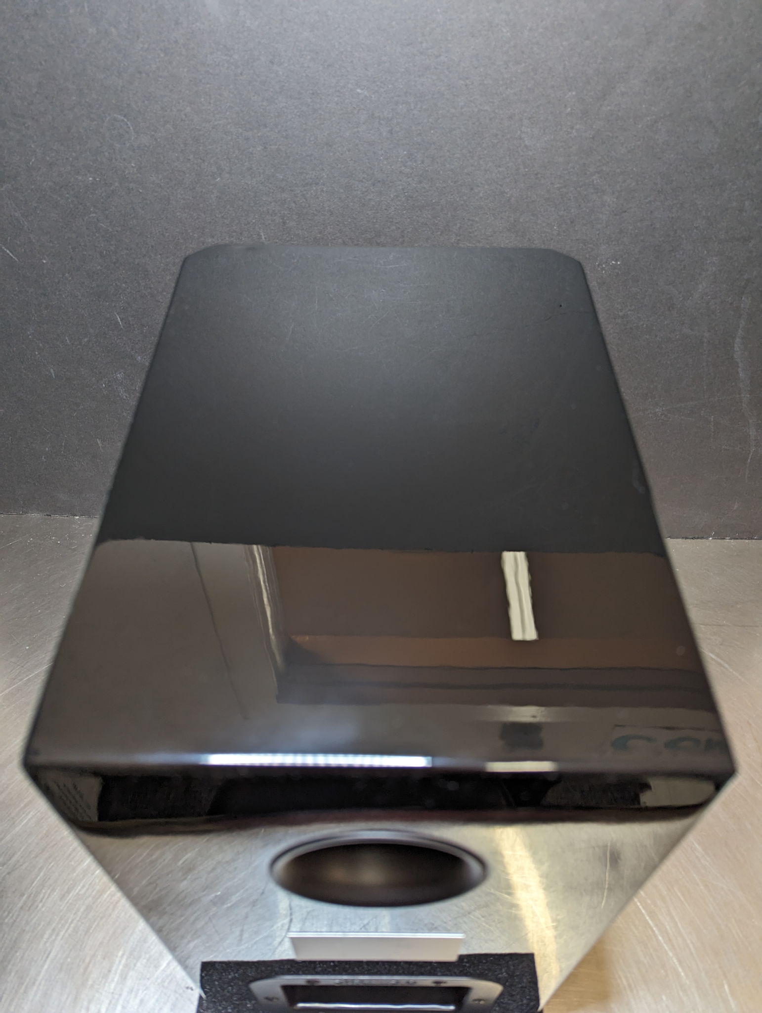 DYNAUDIO FOCUS 160 GLOSS BLACK 2