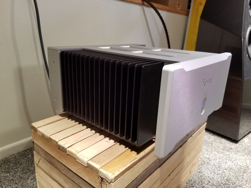 Esoteric A-02 Stereo Power Amplifier