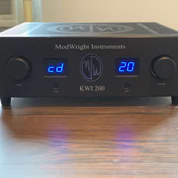 KWI-200 Integrated Amplifer