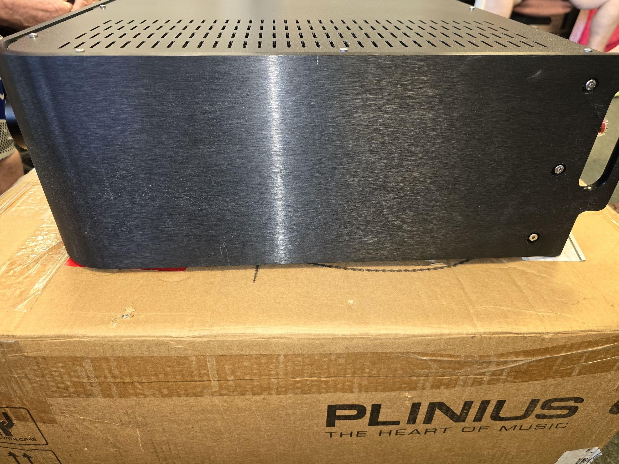 Plinius Hiato integrated amplifier 5