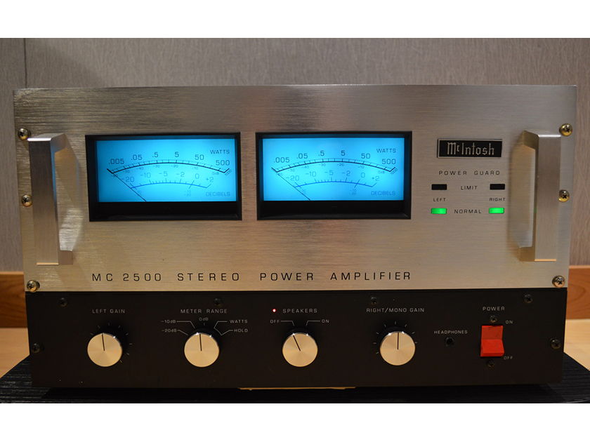 McIntosh MC-2500, 500 Watt Per Channel Power Amplifier