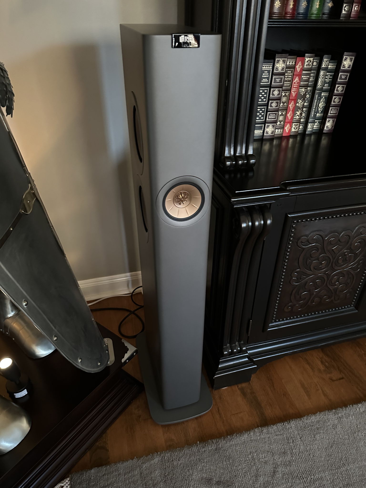 KEF LS60 Wireless Powered Floorstanding Speakers 3