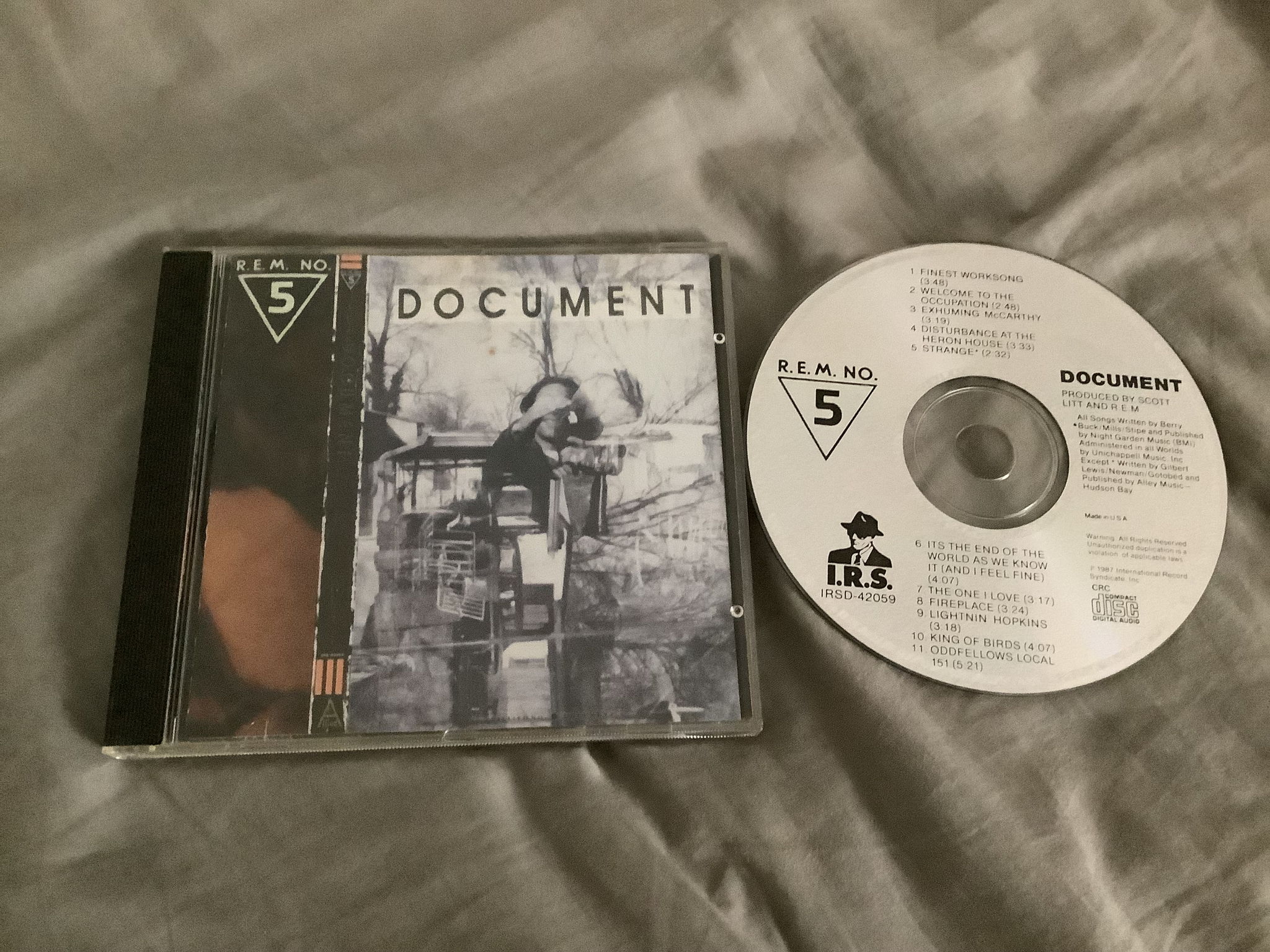 R.E.M. Document