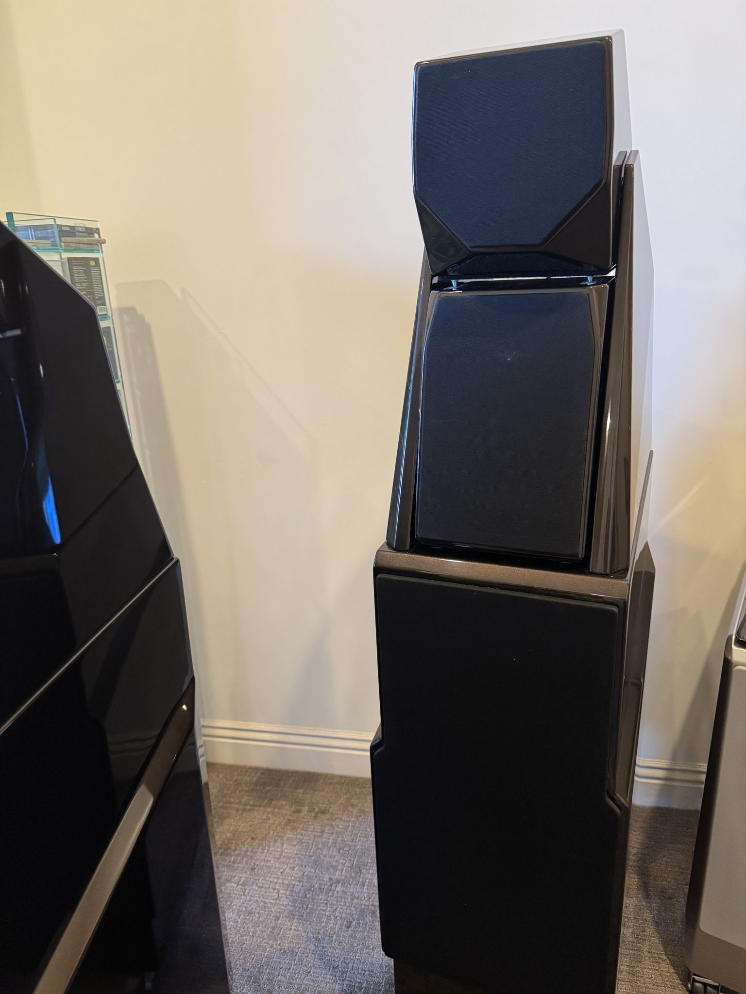 Wilson Audio Certified Authentic Pre-Owned MAXX 3 5